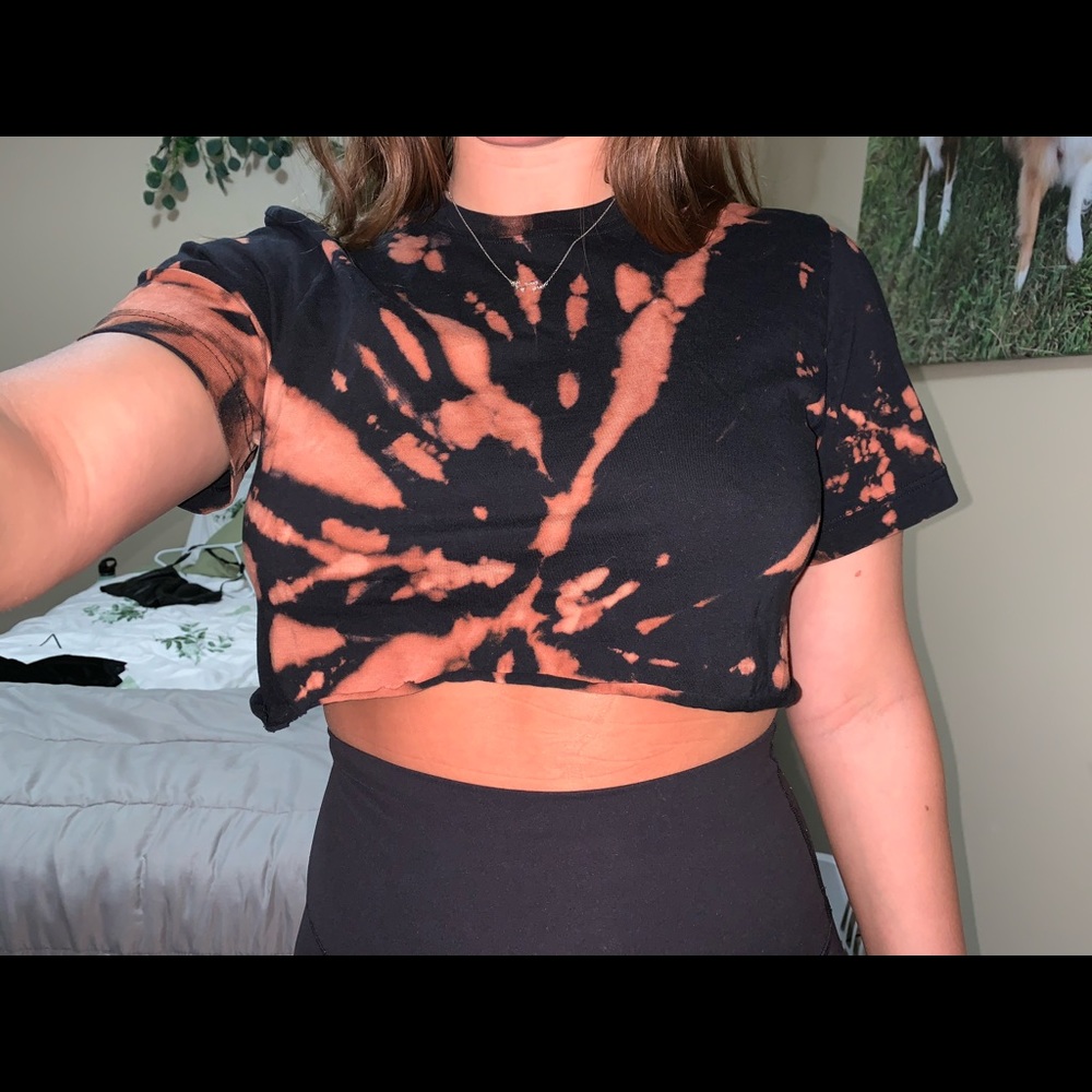 Bleached Tie Dye Cropped T-shirt